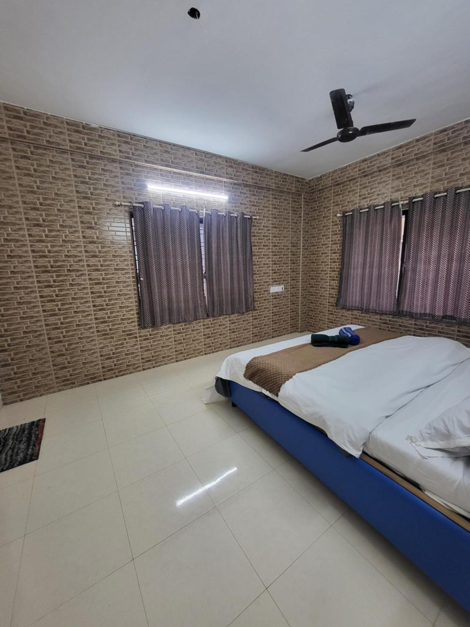 The Perfect Stays Para Disco Big Pool Cricket Turf Villa Лонавала Экстерьер фото