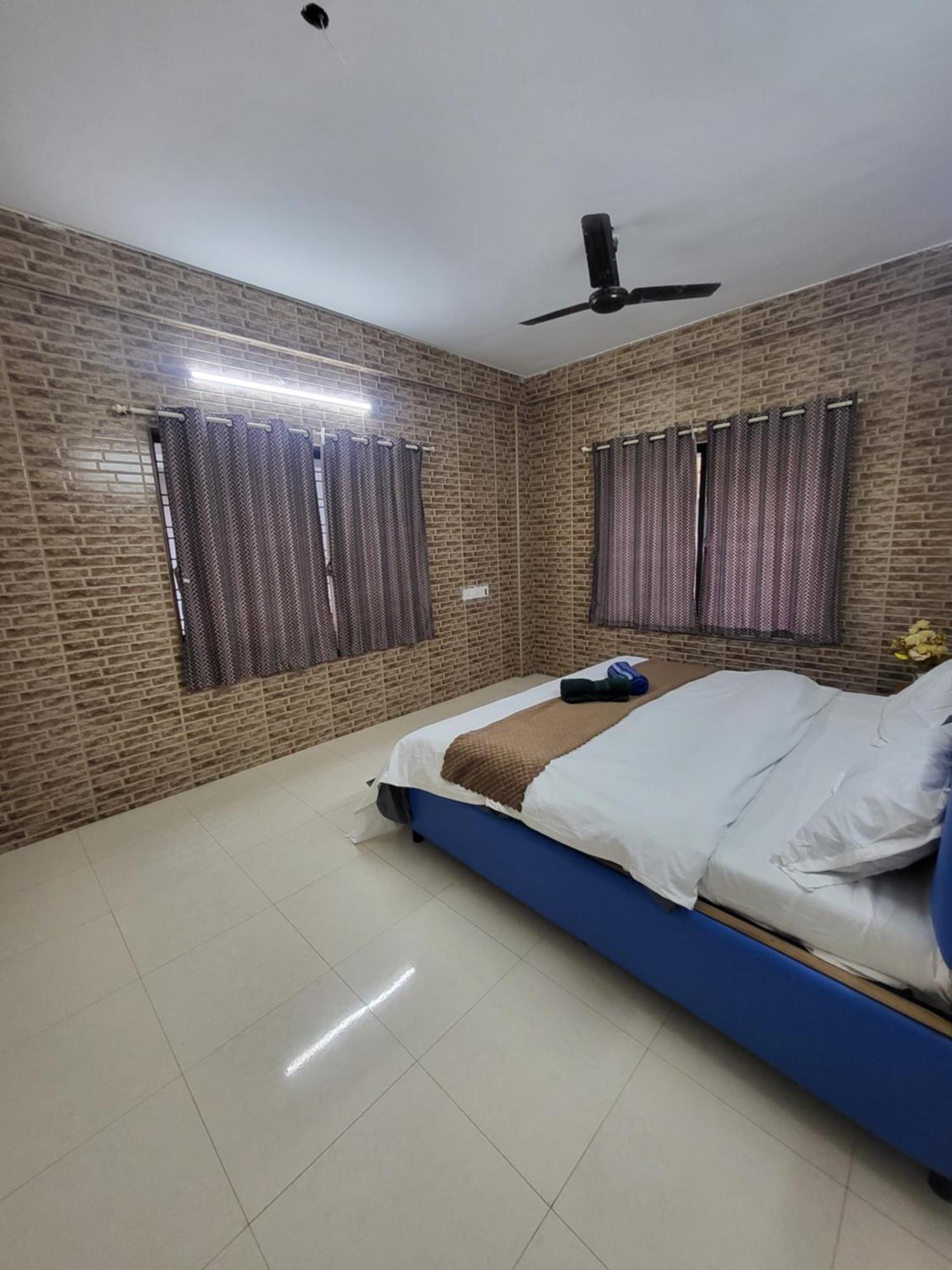 The Perfect Stays Para Disco Big Pool Cricket Turf Villa Лонавала Экстерьер фото